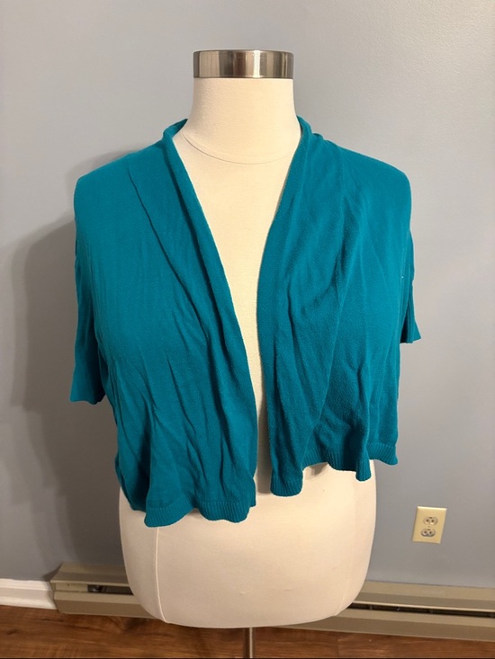 Lane Bryant Sweaters - Lane Bryant Teal Open-Front Cropped Shrug